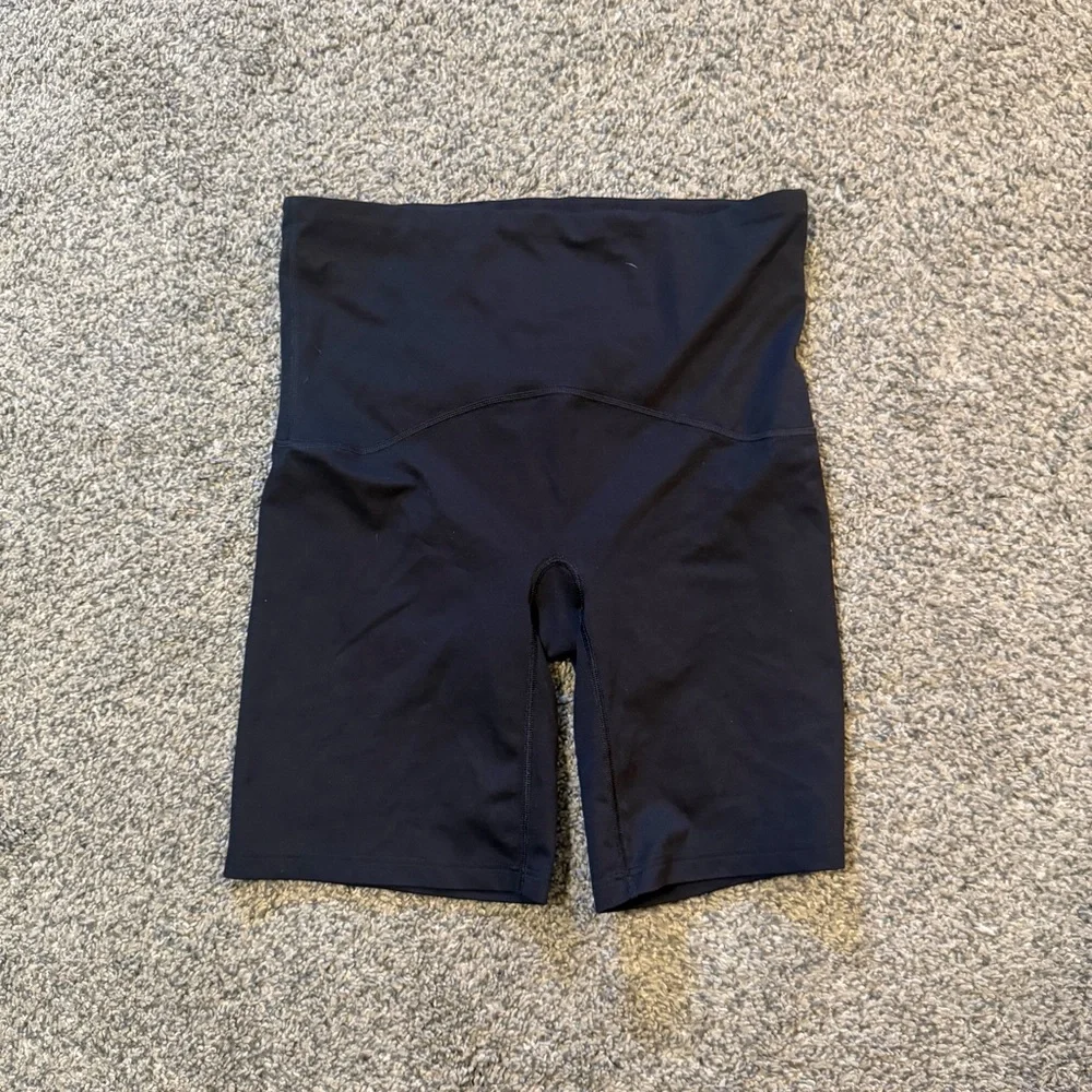 SPANX by Sara Blakley black Booty Boost shapewear biker shorts